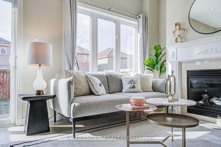 Photo 17 at 11 Borjana Boulevard, Patterson, Vaughan