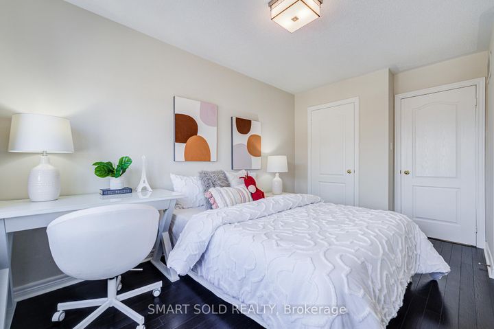 Photo 32 at 11 Borjana Boulevard, Patterson, Vaughan