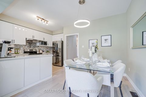 Photo 9 at 11 Borjana Boulevard, Patterson, Vaughan