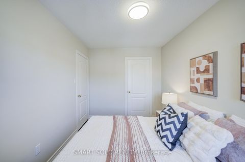 Photo 35 at 11 Borjana Boulevard, Patterson, Vaughan