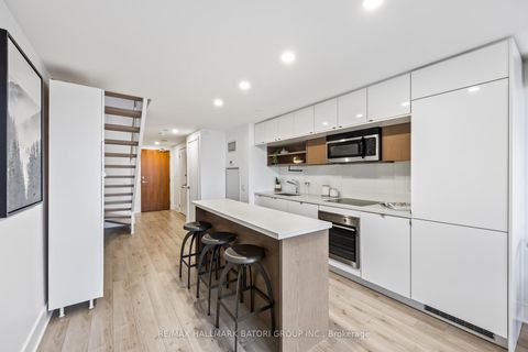 Photo 5 at 919 - 111 St Clair Avenue W, St. Clair, Toronto