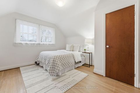 Photo 13 at 68 Gair Drive, Alderwood, Toronto