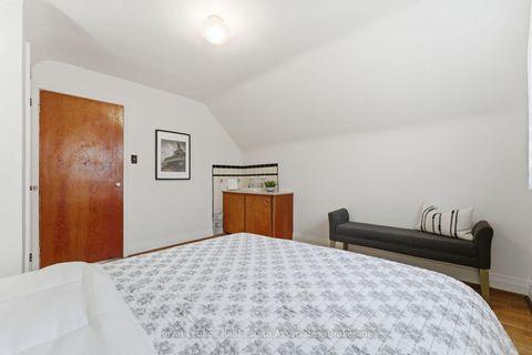 Photo 14 at 68 Gair Drive, Alderwood, Toronto