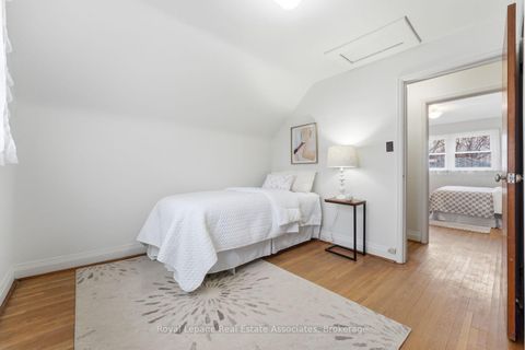 Photo 15 at 68 Gair Drive, Alderwood, Toronto