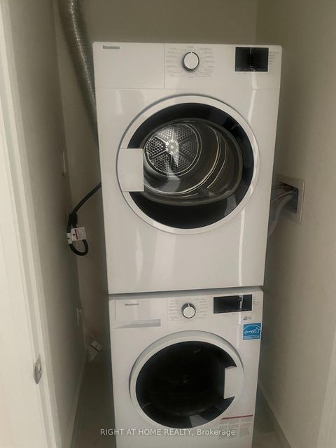 Photo 6 at 19 - 245 Mclevin Avenue, Malvern, Toronto