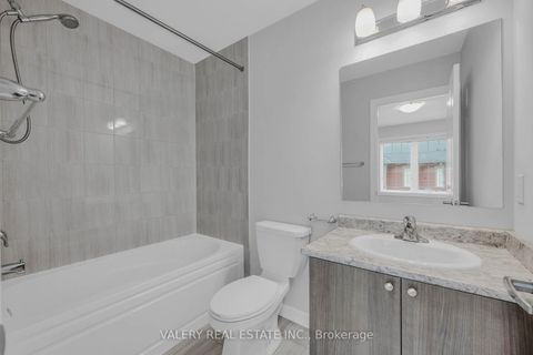 Photo 7 at 65 - 2500 Hill Rise Court, Windfields, Oshawa