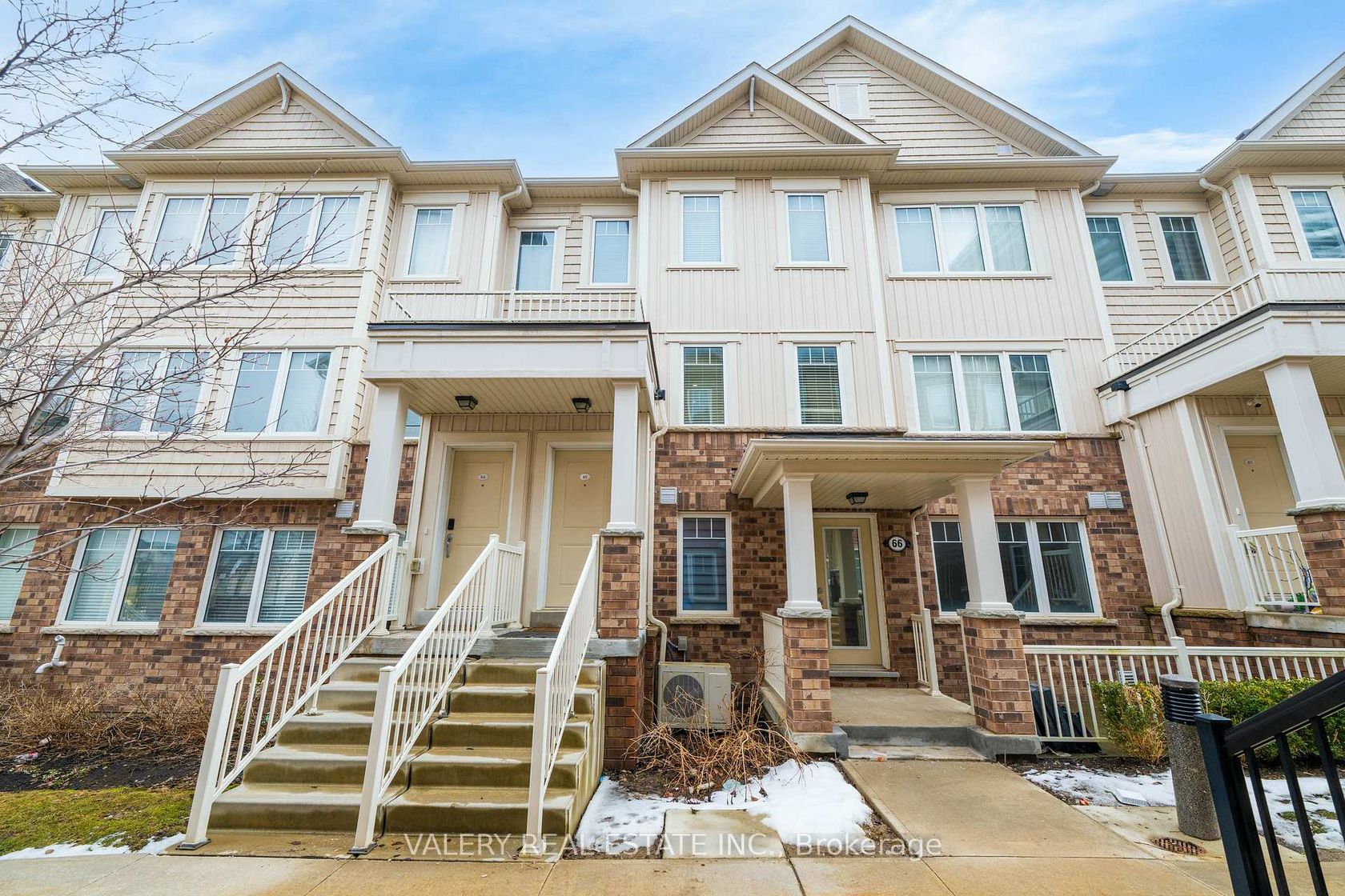 65 - 2500 Hill Rise Court, Windfields, Oshawa 