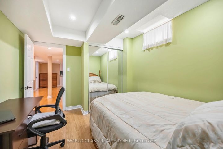 Photo 44 at 131 Lormel Gate, Vellore Village, Vaughan