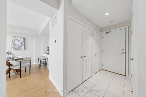 Photo 3 at 306 - 395 Lakebreeze Drive, Newcastle, Clarington