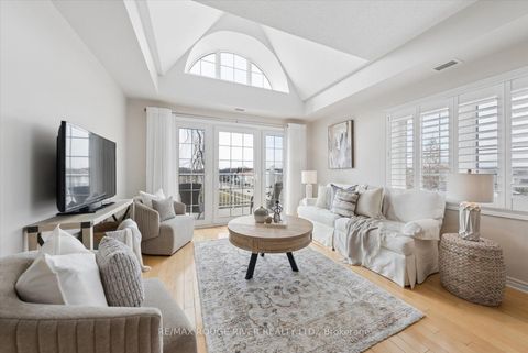 Photo 4 at 306 - 395 Lakebreeze Drive, Newcastle, Clarington