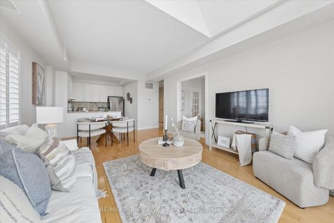 Photo 6 at 306 - 395 Lakebreeze Drive, Newcastle, Clarington