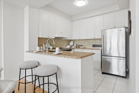 Photo 12 at 306 - 395 Lakebreeze Drive, Newcastle, Clarington