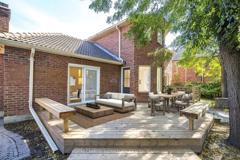 Photo 15 at 11 Royal Rouge Trail, Rouge E11, Toronto