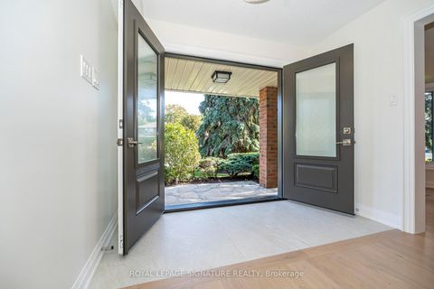 Photo 17 at 11 Royal Rouge Trail, Rouge E11, Toronto