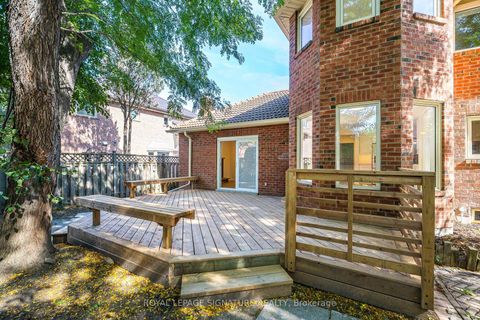 Photo 44 at 11 Royal Rouge Trail, Rouge E11, Toronto