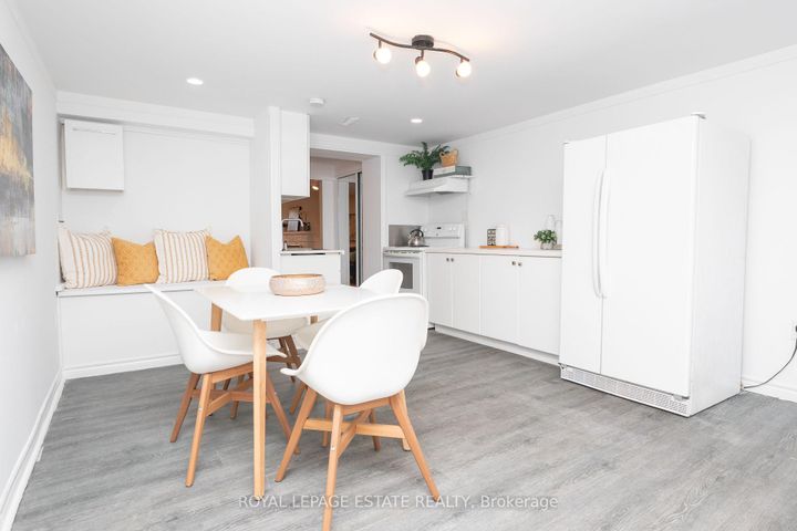 Photo 20 at 474 Sandlewood Road, WO West, Oakville