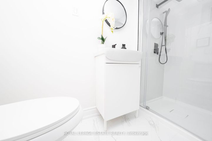 Photo 21 at 474 Sandlewood Road, WO West, Oakville