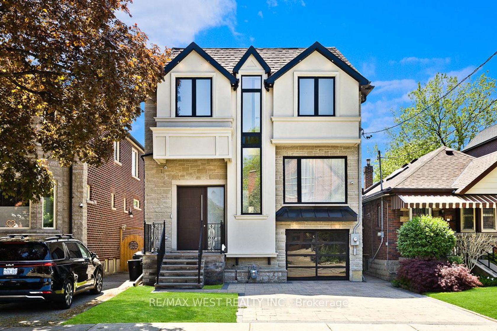 175 Floyd Avenue, East York, Toronto by Loree Meneguzzi Real Estate 175 Floyd Avenue, East York, Toronto