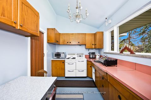 Photo 13 at 1 Bradgate Road, Don Mills, Toronto
