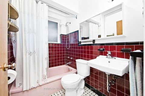 Photo 18 at 1 Bradgate Road, Don Mills, Toronto
