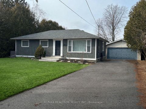 Photo 0 at 36 Farr Avenue, Sharon, East Gwillimbury