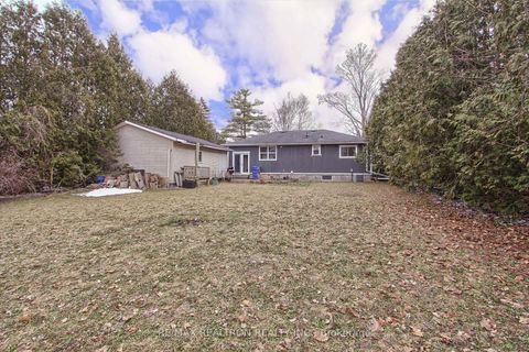 Photo 19 at 36 Farr Avenue, Sharon, East Gwillimbury