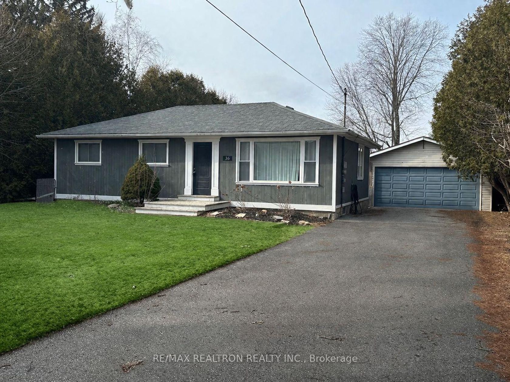 36 Farr Avenue, Sharon, East Gwillimbury 