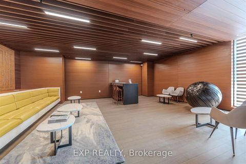 Photo 4 at 403 - 1888 Queen Street E, The Beaches, Toronto