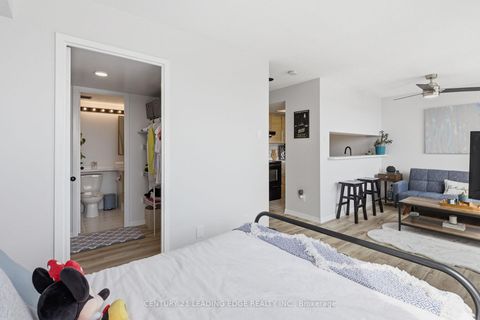 Photo 8 at 1102 - 75 ELLEN Street, City Centre, Barrie