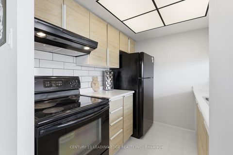 Photo 16 at 1102 - 75 ELLEN Street, City Centre, Barrie