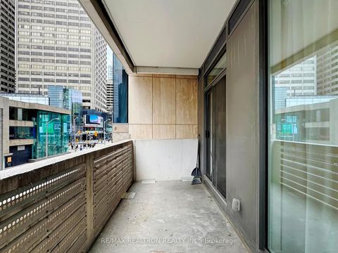 Photo 15 at 213 - 2221 Yonge Street, Mount Pleasant West, Toronto