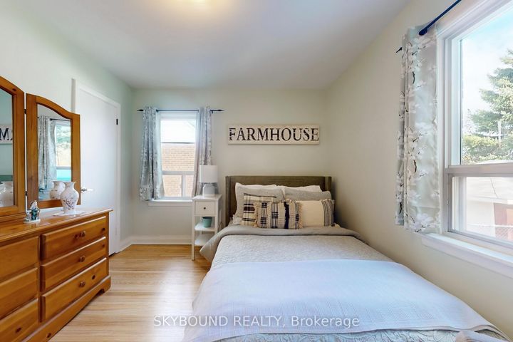 Photo 13 at 139 Tower Drive, Maryvale, Toronto