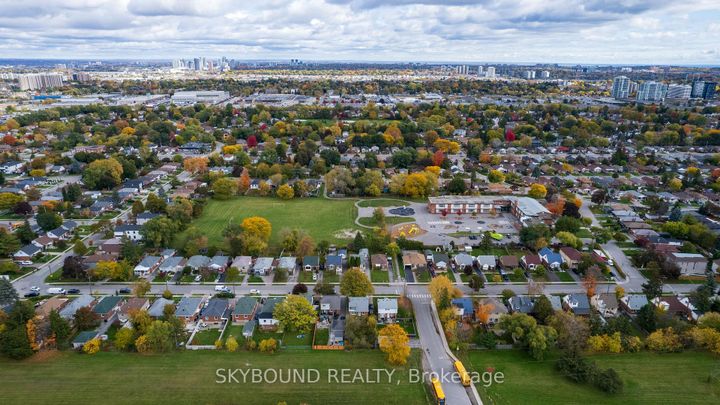 Photo 36 at 139 Tower Drive, Maryvale, Toronto