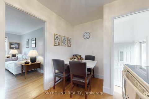 Photo 9 at 139 Tower Drive, Maryvale, Toronto