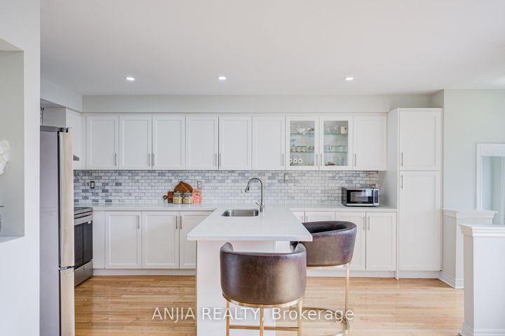 Photo 18 at 2033 Bur Oak Avenue, Greensborough, Markham