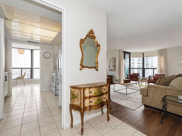 Photo 7 at 801 - 1155 Bough Beeches Boulevard, Rathwood, Mississauga