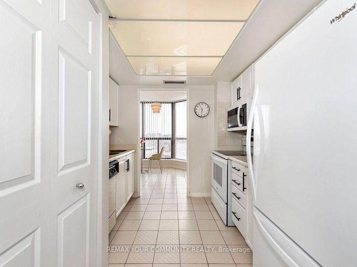 Photo 19 at 801 - 1155 Bough Beeches Boulevard, Rathwood, Mississauga