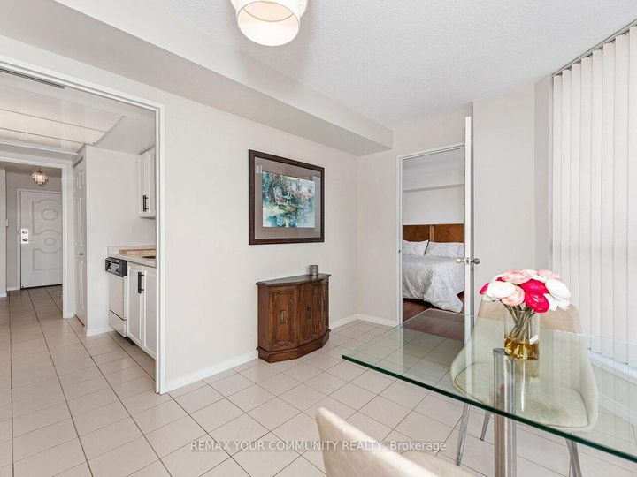 Photo 26 at 801 - 1155 Bough Beeches Boulevard, Rathwood, Mississauga