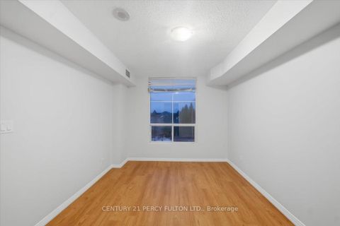 Photo 14 at 2C - 6 Rosebank Drive, Malvern, Toronto