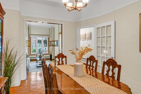 Photo 12 at 163 Beaconsfield Avenue, Little Portugal, Toronto