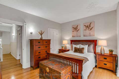 Photo 21 at 163 Beaconsfield Avenue, Little Portugal, Toronto