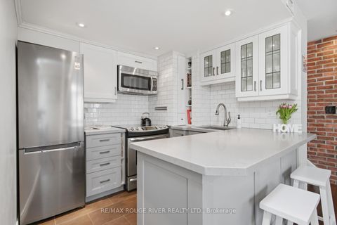 Photo 16 at 28 - 89 Lillian Street, Mount Pleasant West, Toronto