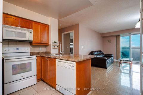 Photo 6 at 605 - 18 Valley Woods Road, Donalda, Toronto