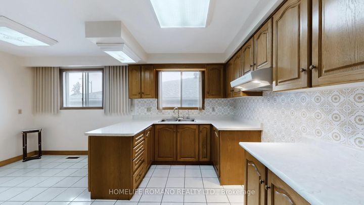 Photo 11 at 43 Warfield Drive, Pleasant View, Toronto