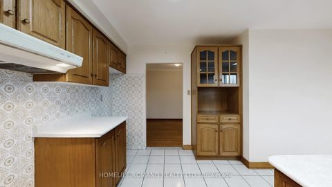 Photo 14 at 43 Warfield Drive, Pleasant View, Toronto