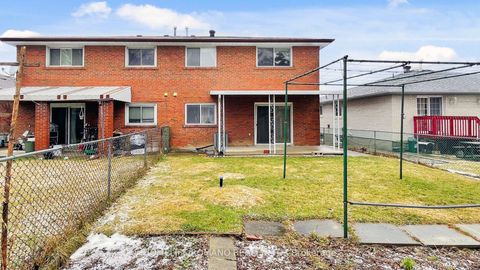 Photo 45 at 43 Warfield Drive, Pleasant View, Toronto