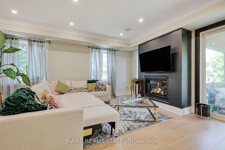 Photo 12 at 32 Bradfield Avenue W, City Centre West, Toronto