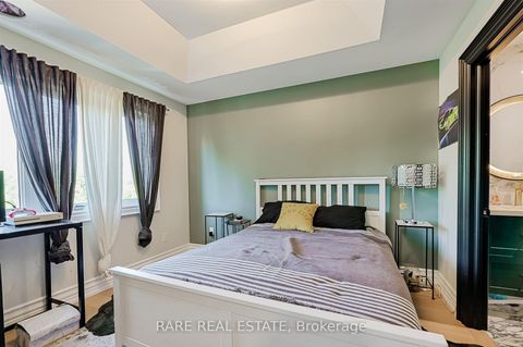 Photo 21 at 32 Bradfield Avenue W, City Centre West, Toronto
