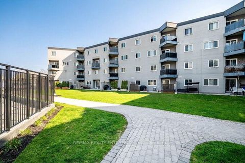 Photo 37 at 120 - 2001 Bonnymede Drive, Clarkson, Mississauga