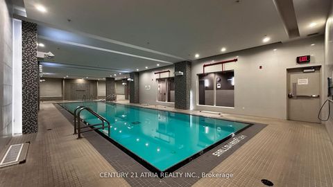 Photo 4 at 812 - 75 Norman Bethune Avenue, Beaver Creek Business Park, Richmond Hill